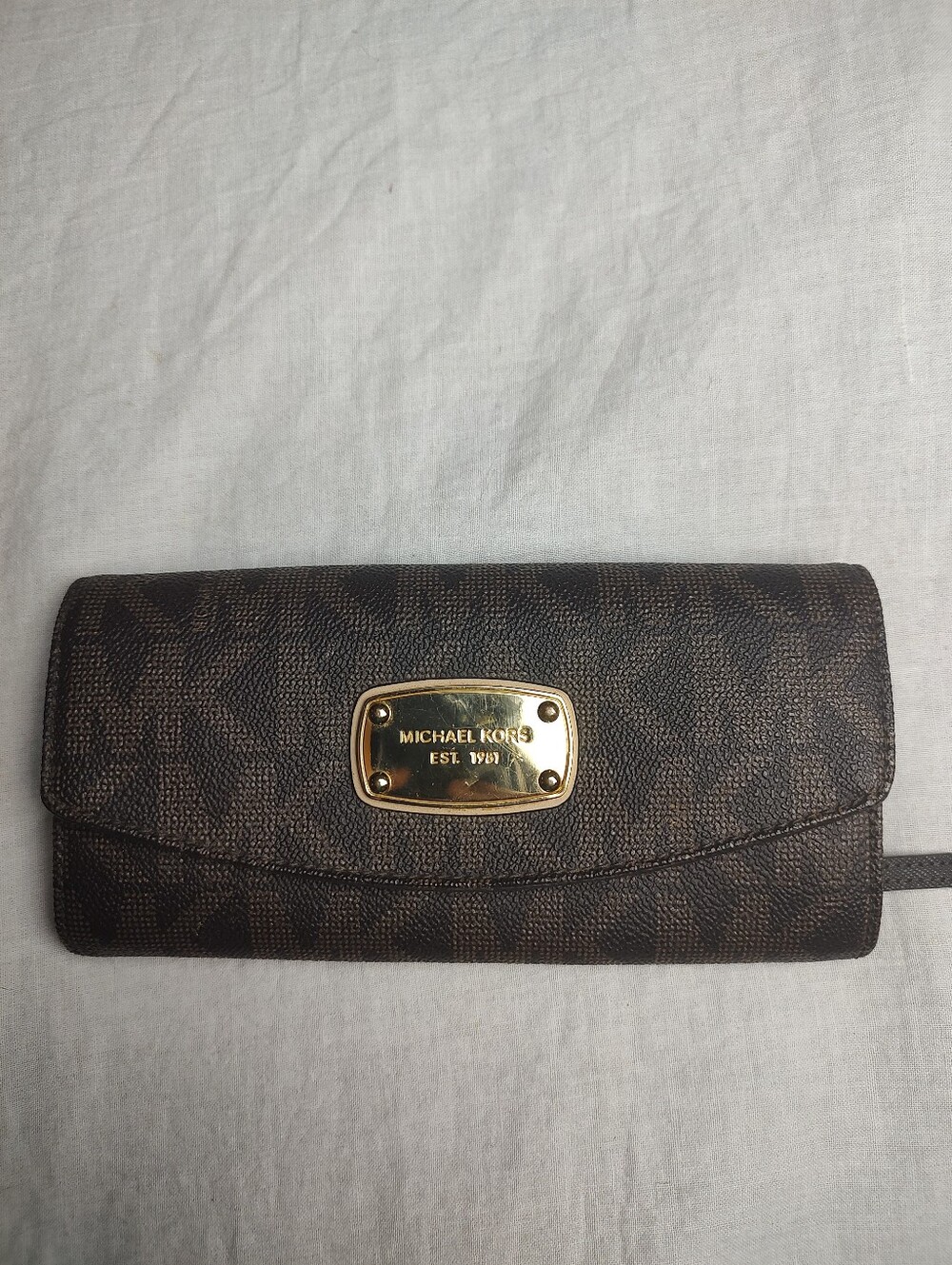 Michael Kors Brown Logo-Print Wallet Gold Plaque